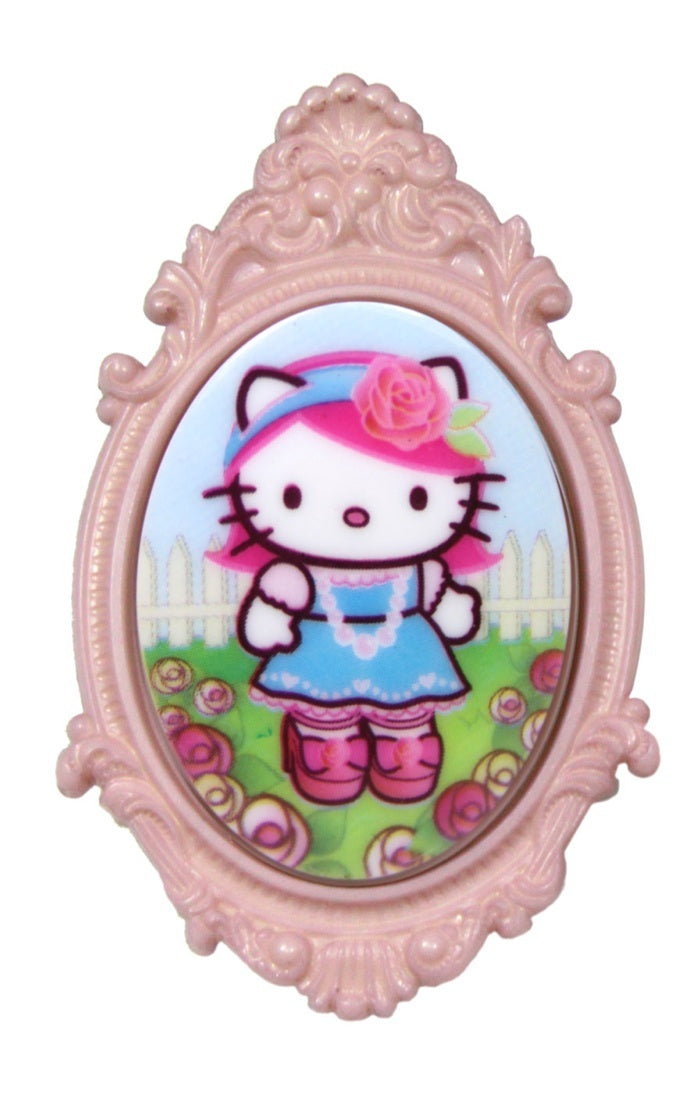 Tarina tarantino store hello kitty necklace