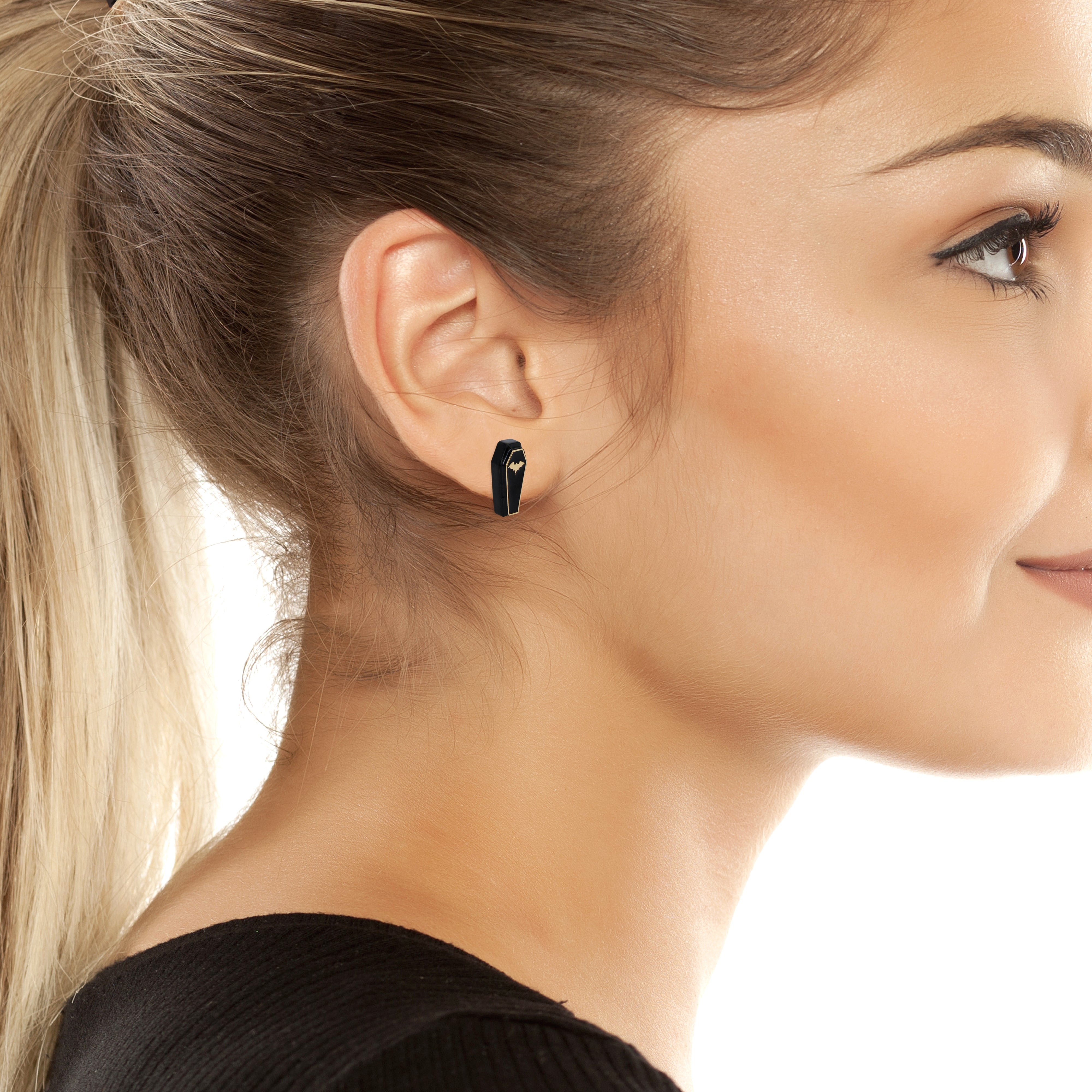 Betsey johnson stud earrings hotsell