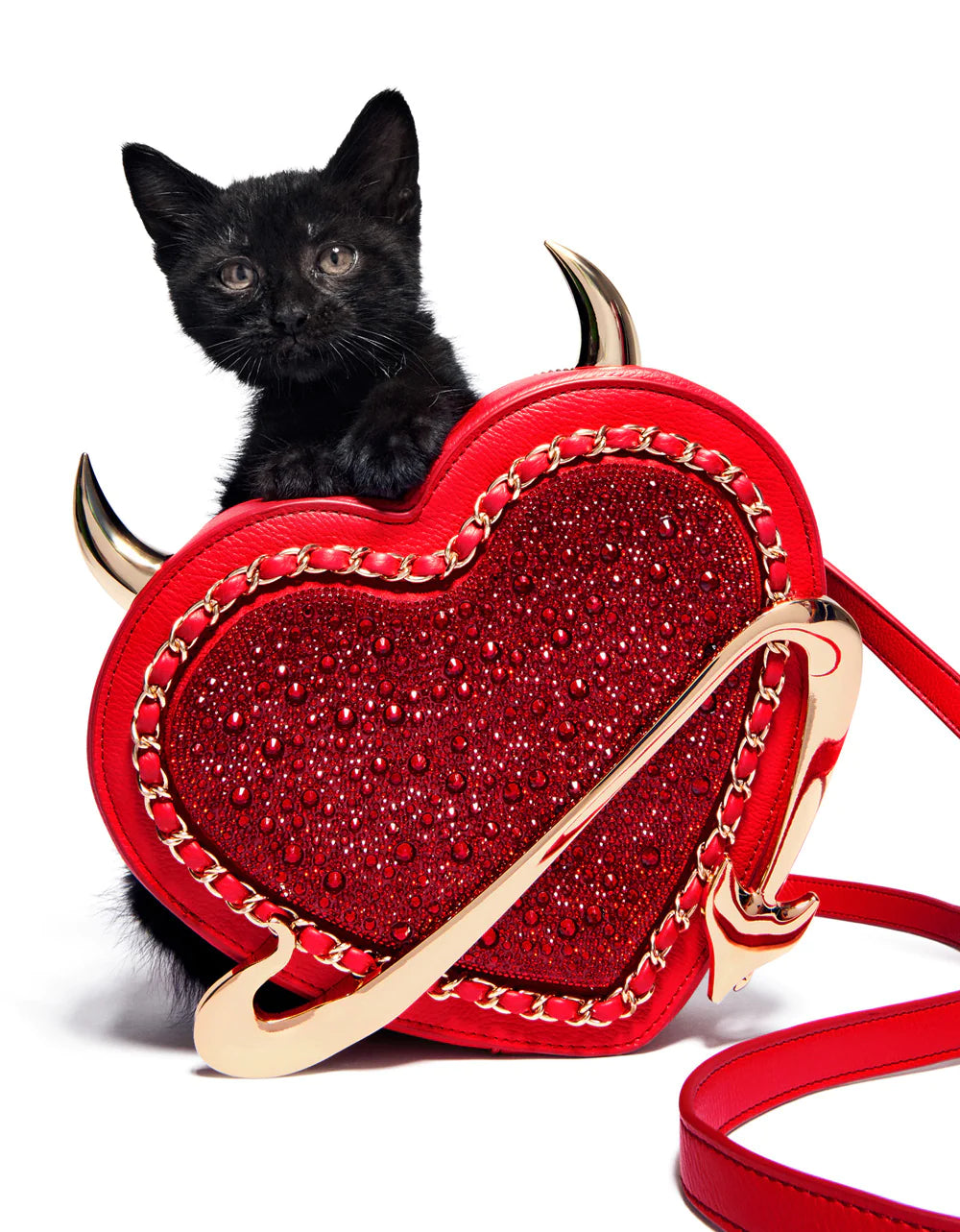 Betsey johnson 2025 heart shaped purse